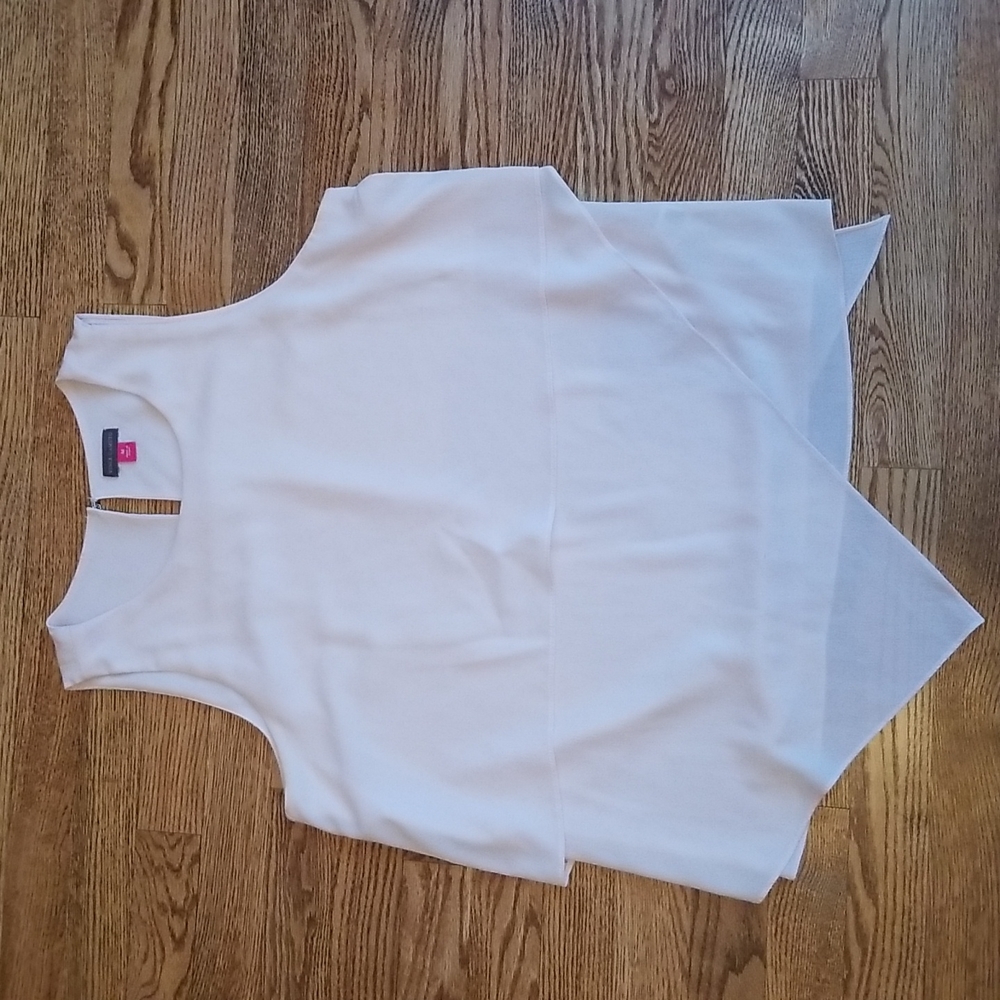(M) Vince Camuto Pastel Flowy Assymetrical Blouse Business Casual Dainty Unique